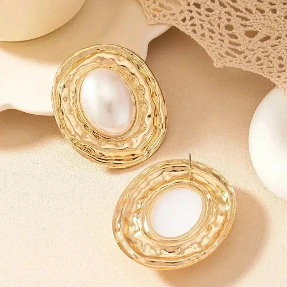 Yellow Gold Women's Geometric Texture Oval Pearl Inlay Pendant Vintage Earrings - Picture 5 of 6